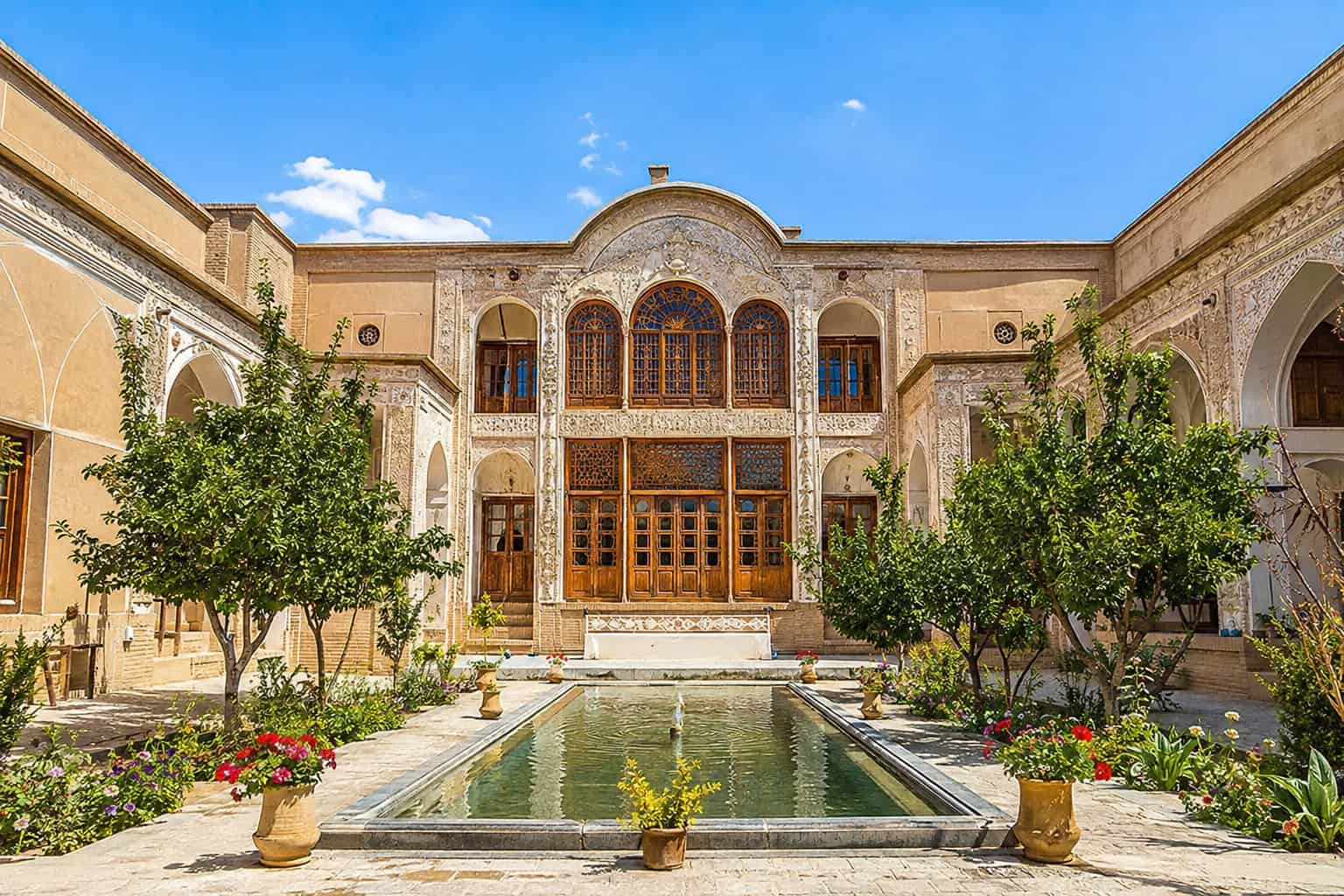 آثار تاریخی غیر قابل بازدید برای عموم در اصفهان